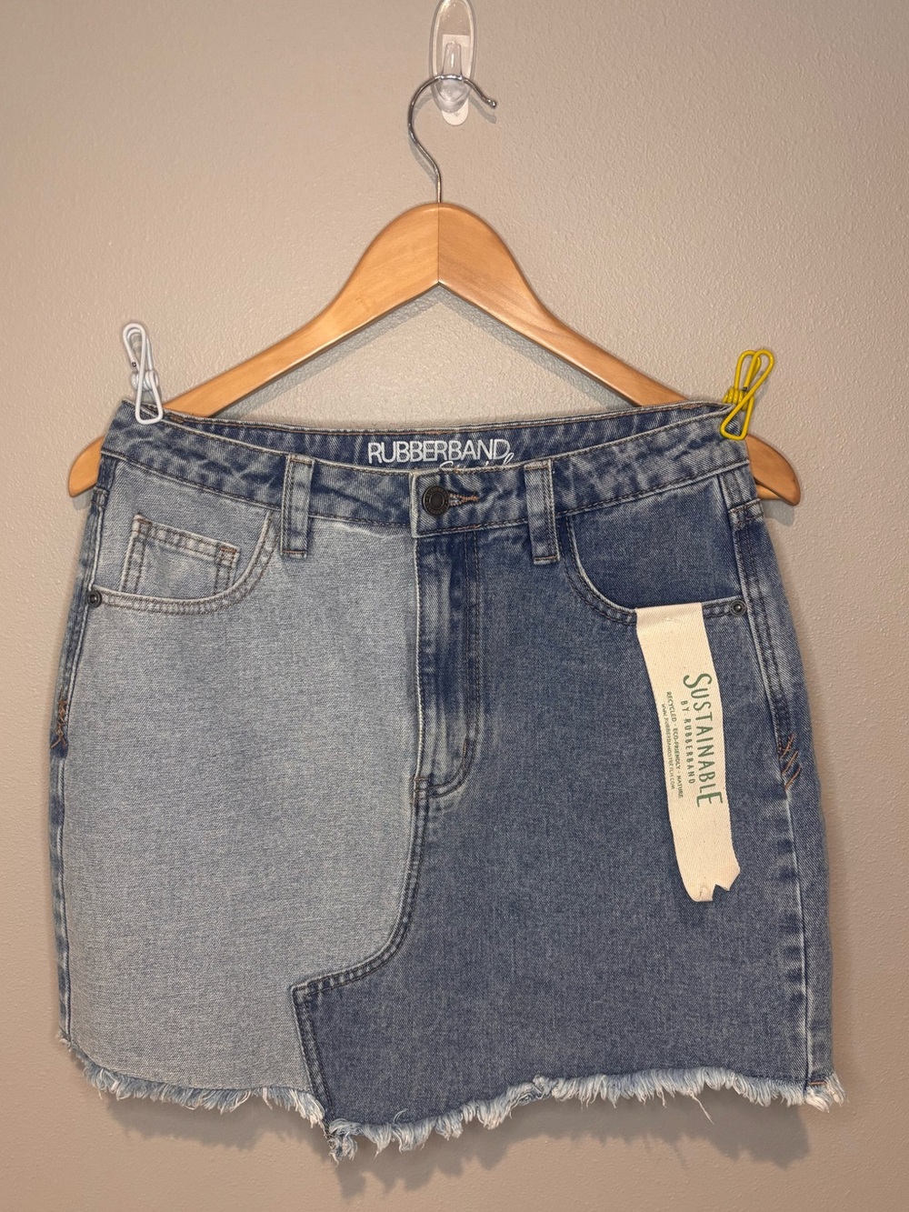 RUBBERBAND STRETCH Two-Tone Blue‎ Denim Mini Skirt NWT Size 27